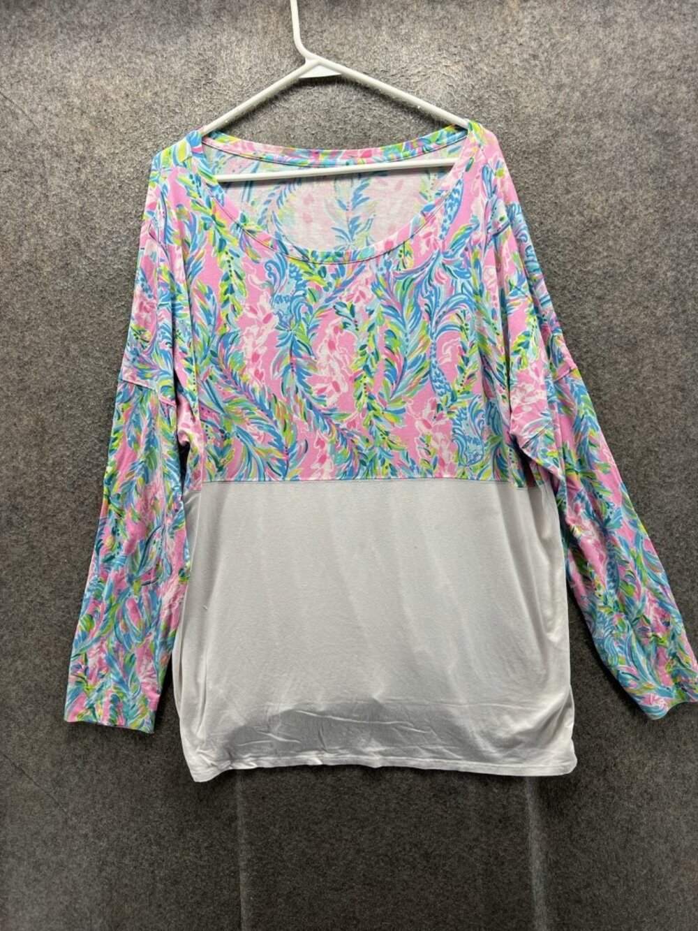 Lilly Pulitzer Shirt Women XXL Multicolor Scoop Neck Long Sleeve Floral Jersey